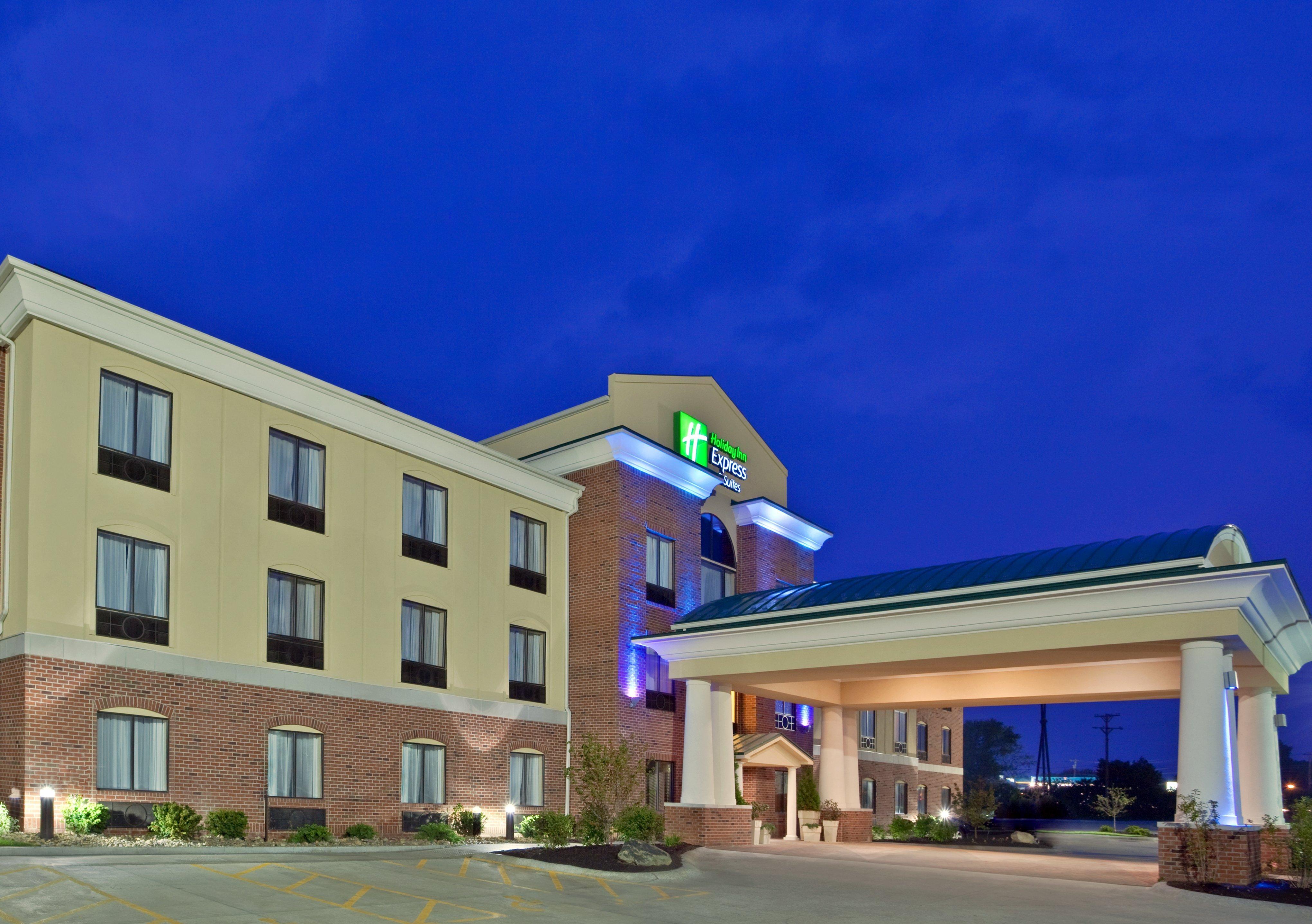 Holiday Inn Express Hotel & Suites Tipp City By Ihg Exterior foto